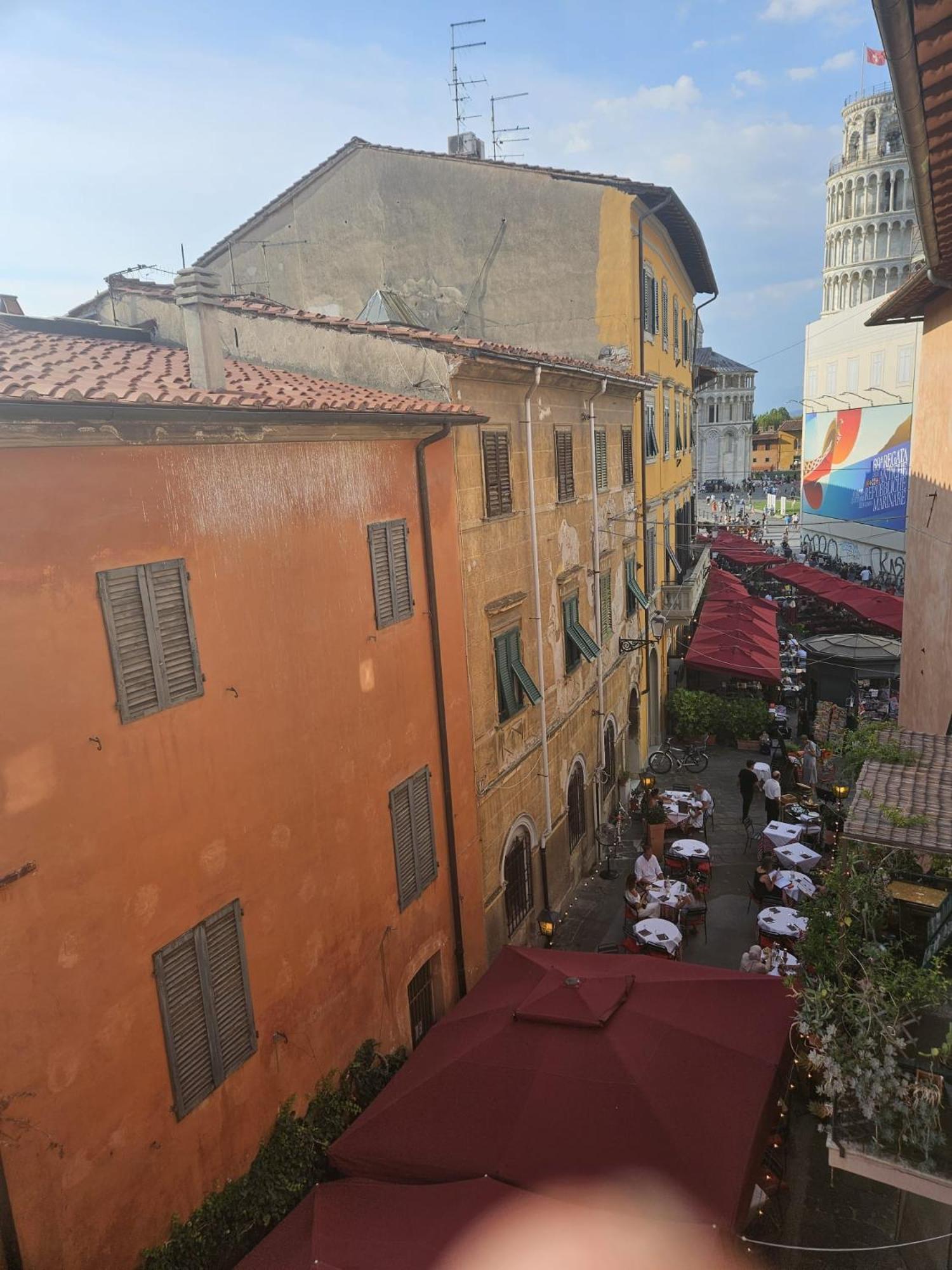 Bed and Breakfast Window To The Tower Pisa Exterior foto